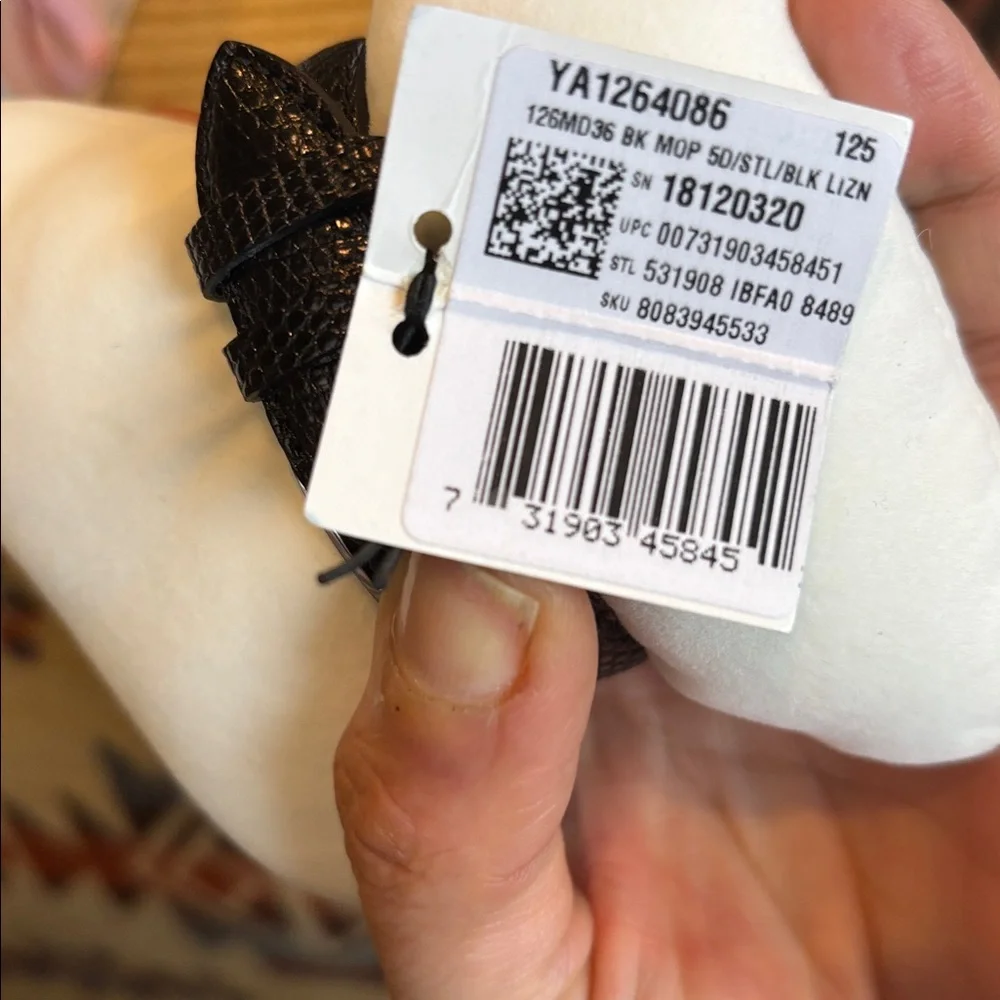 Gucci’s  Black Diamond Watch - Picture 4 of 8